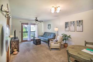 Pet-Friendly Condo Less Than 1 Mile to Hikes and Golf!