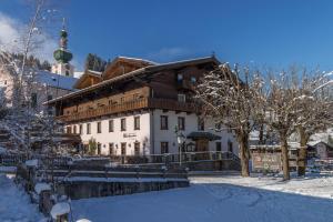 Traditionsgasthof Weißbacher v zimě