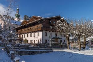 Το Traditionsgasthof Weißbacher τον χειμώνα