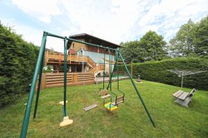 Herní místnost nebo prostor pro děti v ubytování Chalet en Couleurs