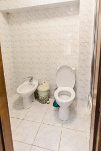 Koupelna v ubytování Апартаменти в центрі міста