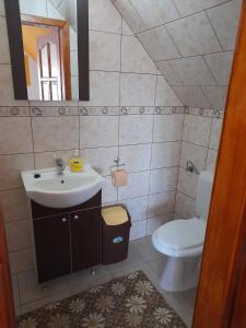 Ένα μπάνιο στο Casa EMY