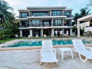 Kolam renang di atau dekat dengan ApartHotel Ebb Ti Kaan Tulum-Luxury Condos-
