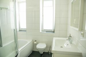 Koupelna v ubytování Schöne Ferienwohnung in Oberkotzau am Fichtelgebirge
