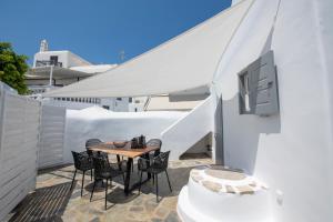 Gallery image of Avli Suites in Mikonos