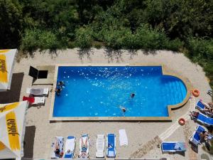 A piscina em ou perto de Vita Gardenia Hotel Tskaltubo