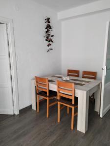 Galeriebild der Unterkunft Malvarrosa Apartamentos in Valencia