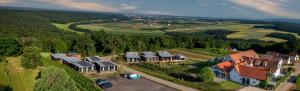 Příroda nedaleko aparthotelu + 20 fotografií