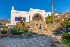 Fotografie z fotogalerie ubytování Traditional house by the sea v destinaci Istérnia