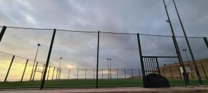 Tenis a/nebo squash v ubytování Residence AL Massira CGI Fnideq plage nebo okolí