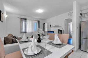 Kuchyňa alebo kuchynka v ubytovaní Apartment Ivo Makarska