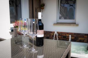 Nápoje v ubytování Unterschlupf Radeberg mit Garten & Whirlpool