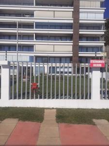 Budova, kde se apartmán nachází + 5 fotografií