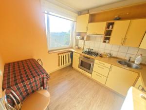 A kitchen or kitchenette at Home on the hill near center 3 rooms private