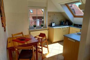 Kuchyň nebo kuchyňský kout v ubytování ... die Ostsee direkt vor der Tür