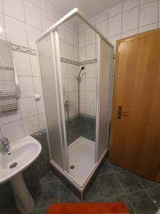 Apartman M. Rados的一间浴室
