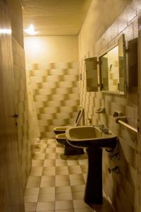 Koupelna v ubytování Casa con pileta exclusiva y parque en Villa Carlos Paz