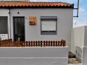 Tòa nhà nơi nhà nghỉ dưỡng tọa lạc