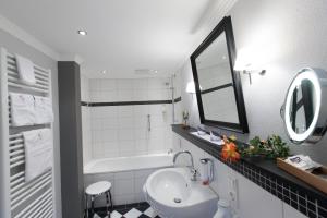 Koupelna v ubytování Boutique-Hotel Moseltor