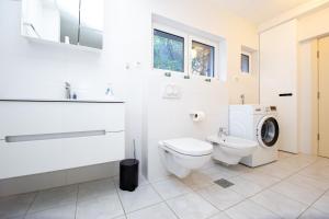 Un baño de Villa M&M 27 fotos más