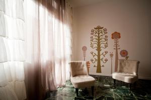 A bathroom at SUITE MORGANA in San Zeno Még 16 kép