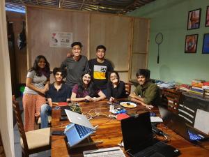 Imagen de la galería de HOSHTEL99 - Stay, Cowork and Cafe - A Backpackers Hostel, en Pune