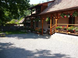 Photo de la galerie de l'établissement CASA DE OASPETI LIVIU, à Praid