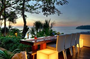 カタビーチにあるDream Villa Double Bay Sunset on Andaman Seaのギャラリーの写真