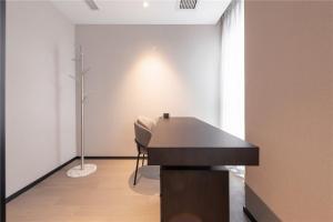 Зображення з фотогалереї помешкання Cresasia Residence у Ченду