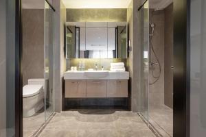 Ванна кімната в Cresasia Residence