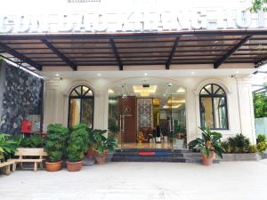 KHANG HOTEL CON DAO