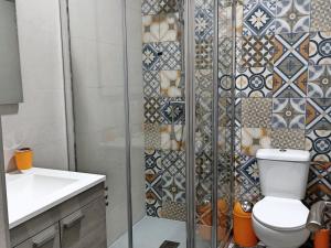 Koupelna v ubytování Modernos Apartamentos en Ciudad Jardín Córdoba