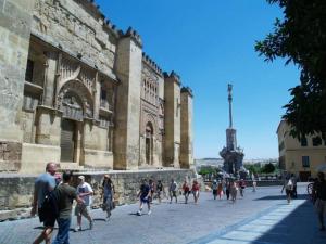 Hosté ubytování Modernos Apartamentos en Ciudad Jardín Córdoba