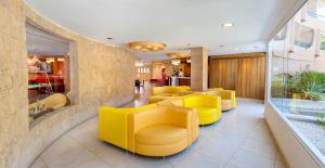 A seating area at MUR Apartamentos Buenos Aires Gran Canaria