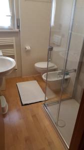 Foto dalla galleria di La casa del Capitano a Scerne