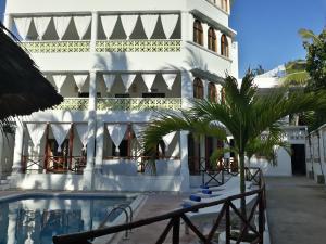 a view of the hotel from the pool at Watamu Solana Apartments in Watamu