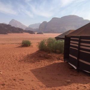Gallery image of Desert Guide Tour in Wadi Rum