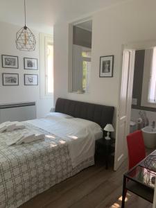 Posteľ alebo postele v izbe v ubytovaní FRich B&B