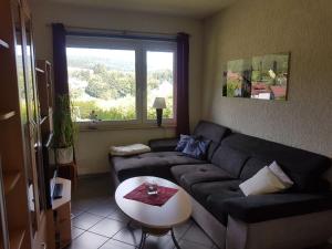 Posezení v ubytování Holiday Home Altenfeld near Ski Slopes