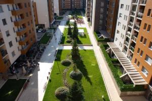 Κήπος έξω από το A Blok New Modern - Free garage parking, comfortable, quiet with a park view