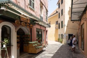 Gallery image of Scalinada Luxury Suites in Corfu Town