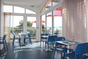 Restoran ili drugo mesto za obedovanje u objektu Résidence Bella Vista by Azureva