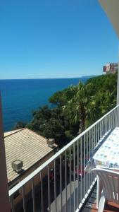 Photo de la galerie de l'établissement Appartamento con super vista sul mare, à Arenzano