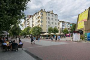 Gallery image of Апартамент BOHO CHIC Free parking in Varna City +28 photos