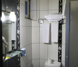 Koupelna v ubytování Kıspet Konak Hotel + 9 fotografií