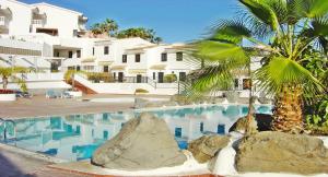 The swimming pool at or close to Casa Dos Angeles - Charming Retreat 2 Bedrooms