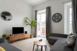 Telewizja i/lub zestaw kina domowego w obiekcie PLAZA MAYOR by MONARO