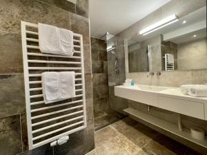 Koupelna v ubytování Haus Steffeler + 31 fotografií