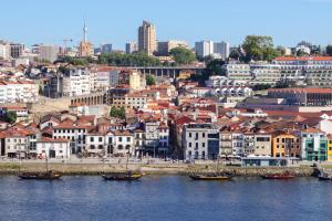 Afbeelding uit fotogalerij van HM - Infante Riverside Apartment R in Porto