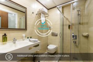 MENAR HOTEL&SUITES -Old City Sultanahmet的一间浴室